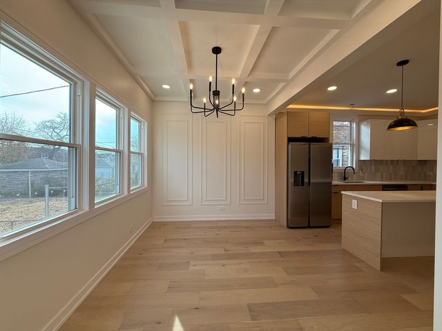 1641 S 57th Avenue, Cicero, IL 60804