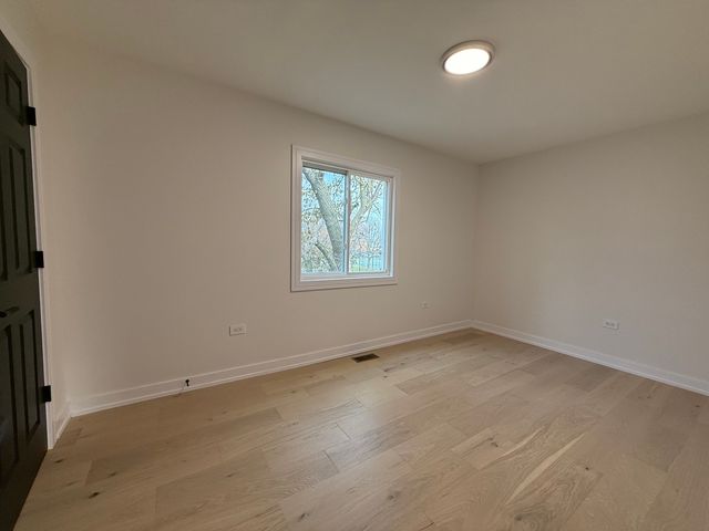 1641 S 57th Avenue, Cicero, IL 60804