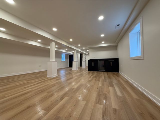 1641 S 57th Avenue, Cicero, IL 60804