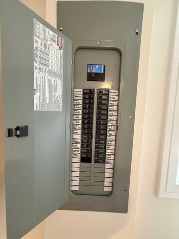 1641 S 57th Avenue, Cicero, IL 60804