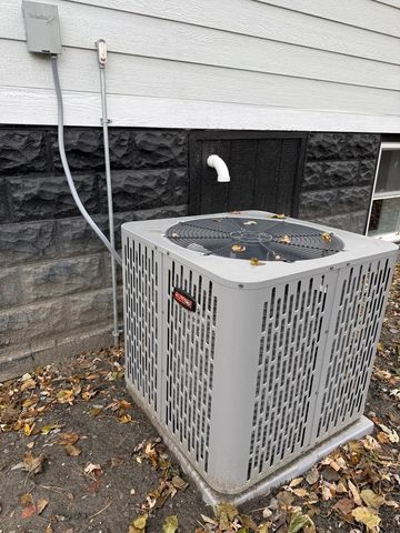 1641 S 57th Avenue, Cicero, IL 60804