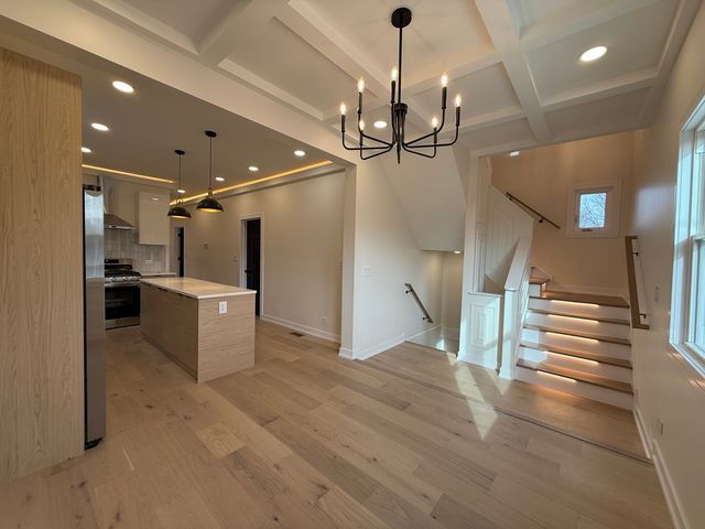 1641 S 57th Avenue, Cicero, IL 60804