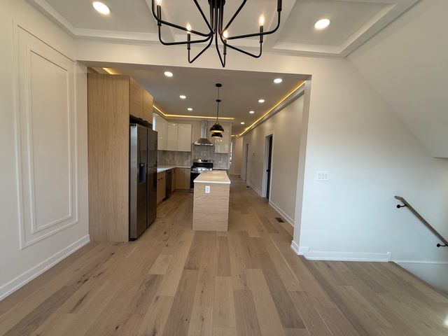 1641 S 57th Avenue, Cicero, IL 60804