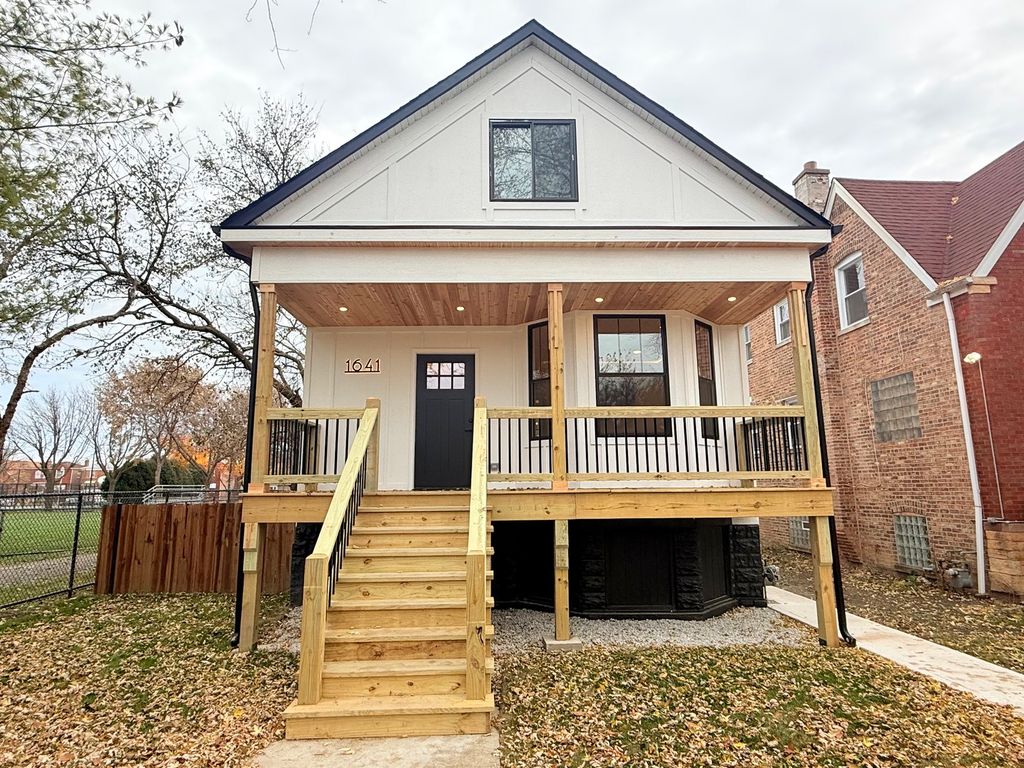 1641 S 57th Avenue, Cicero, IL 60804