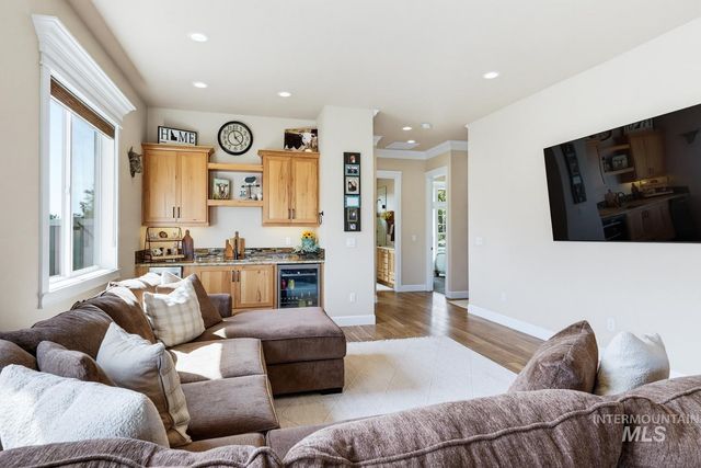 367 Bard, Middleton, ID 83644