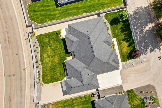367 Bard, Middleton, ID 83644