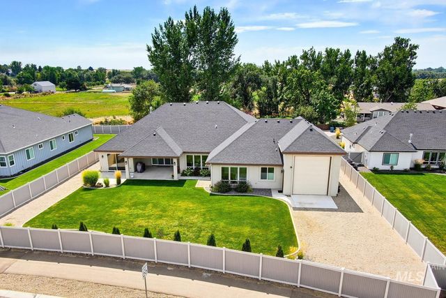 367 Bard, Middleton, ID 83644