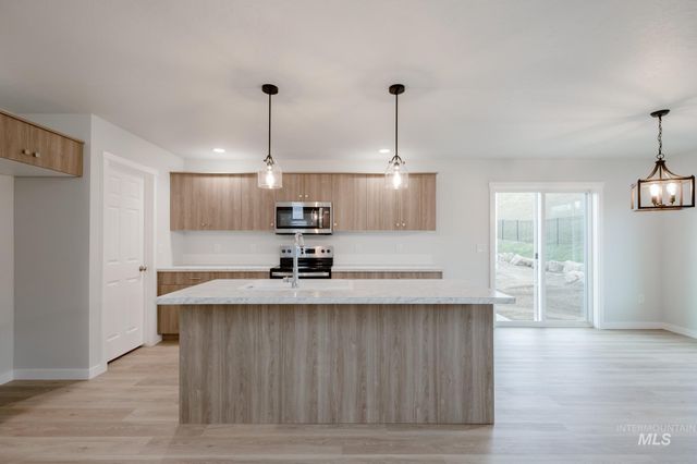 27 S Sweetgrass Pl, Nampa, ID 83651