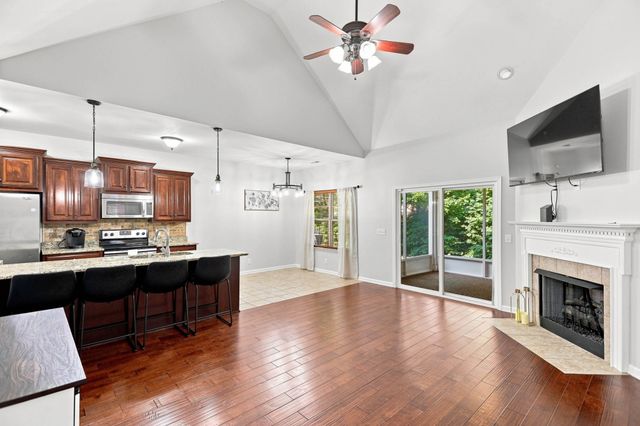 508 Indian Ridge Circle, White House, TN 37188