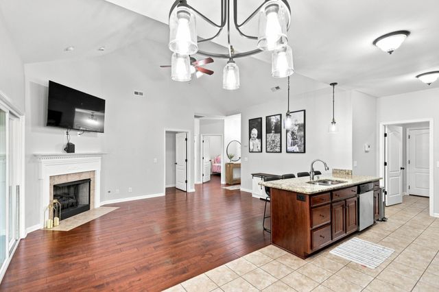 508 Indian Ridge Circle, White House, TN 37188