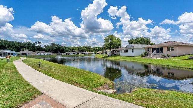 6257 SILVER LAKES DRIVE W, Lakeland, FL 33810