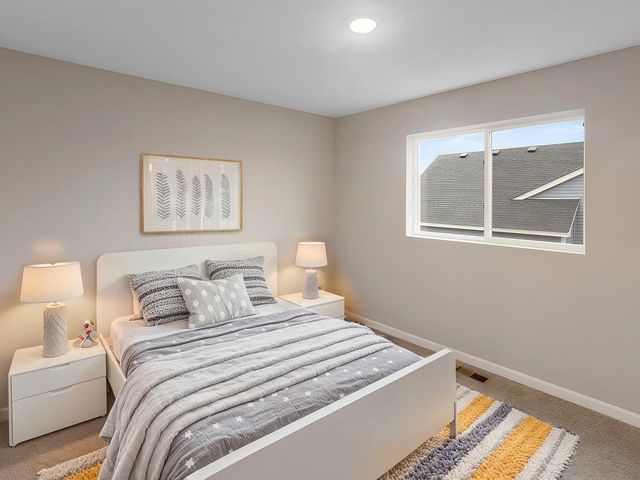 37537 Greenway Avenue, North Branch, MN 55056