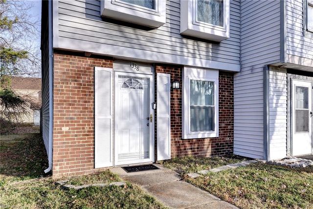 1338 Peabody DR, Hampton, VA 23666