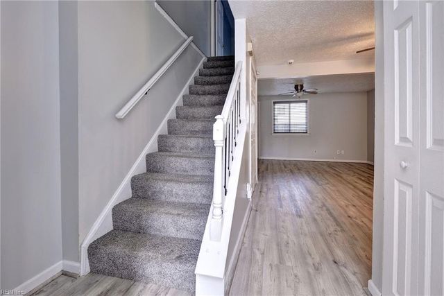 1338 Peabody DR, Hampton, VA 23666