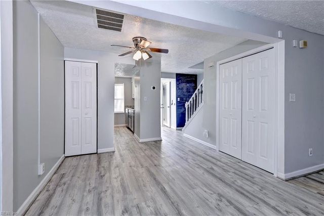 1338 Peabody DR, Hampton, VA 23666