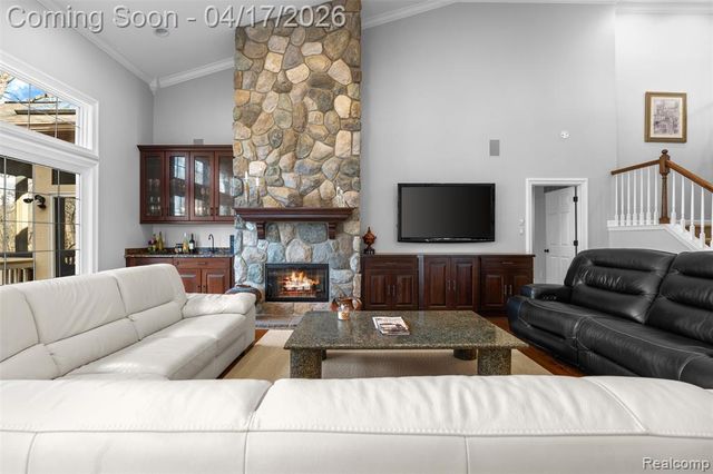 5146 Lagoons Circle 22, West Bloomfield, MI 48323
