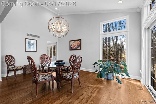 5146 Lagoons Circle 22, West Bloomfield, MI 48323