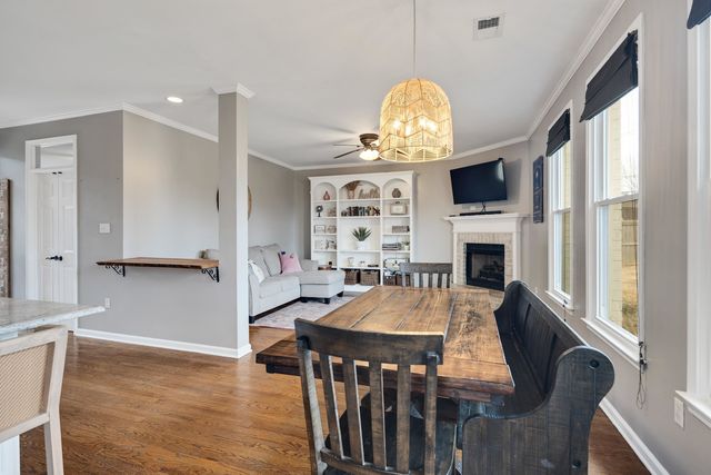 676 BROOKMERE DR, Collierville, TN 38017