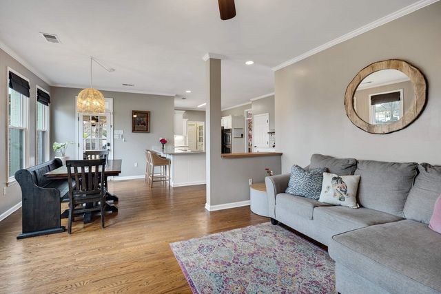 676 BROOKMERE DR, Collierville, TN 38017