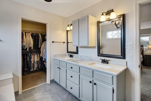 676 BROOKMERE DR, Collierville, TN 38017