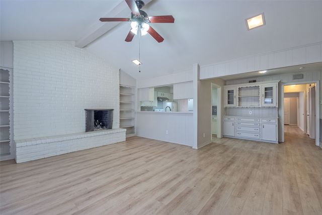 10679 Sandpiper Lane, Dallas, TX 75230