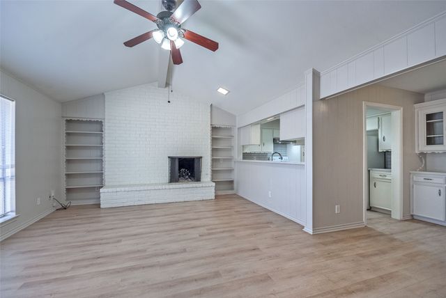 10679 Sandpiper Lane, Dallas, TX 75230