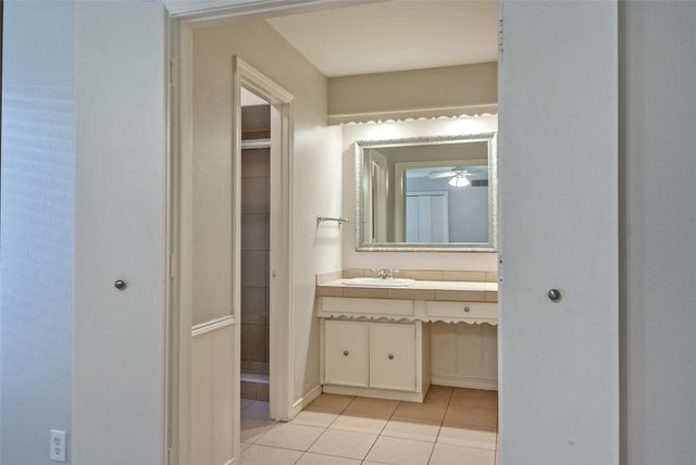10679 Sandpiper Lane, Dallas, TX 75230