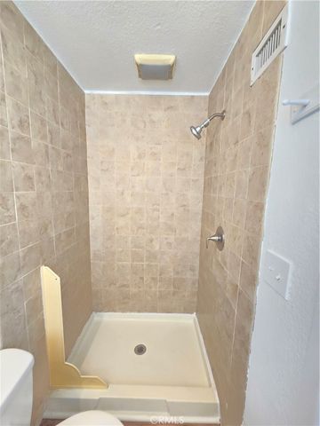 44221 4th E, Lancaster, CA 93535
