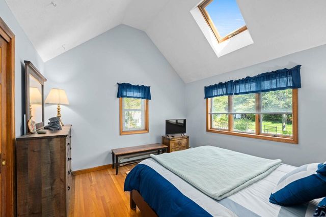 32 Lindsay Road, Hooksett, NH 03106