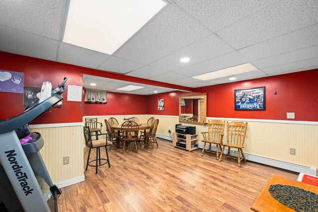 32 Lindsay Road, Hooksett, NH 03106