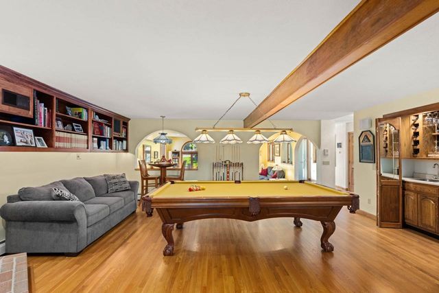 32 Lindsay Road, Hooksett, NH 03106