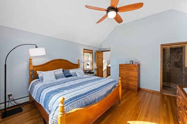 32 Lindsay Road, Hooksett, NH 03106