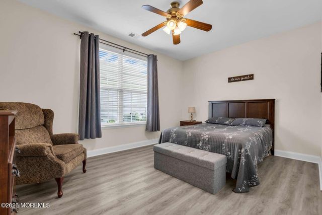 25 Grayhawk Lane, Little Egg Harbor, NJ 08087
