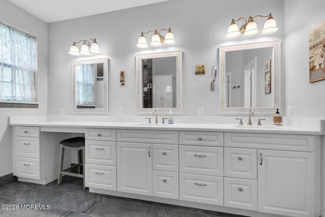 25 Grayhawk Lane, Little Egg Harbor, NJ 08087