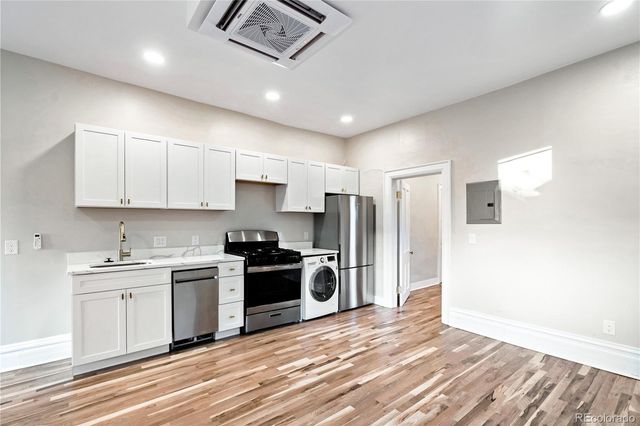 252 N Lincoln Street, Denver, CO 80203