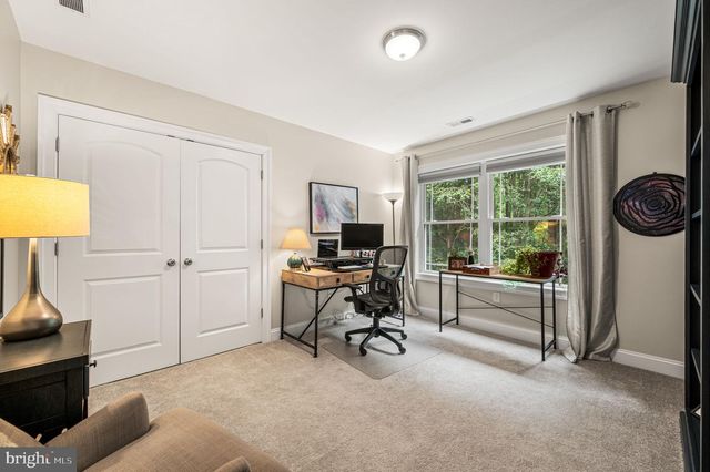 206 FOX RUN LN, Lincoln University, PA 19352