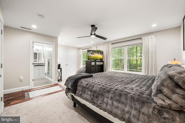206 FOX RUN LN, Lincoln University, PA 19352