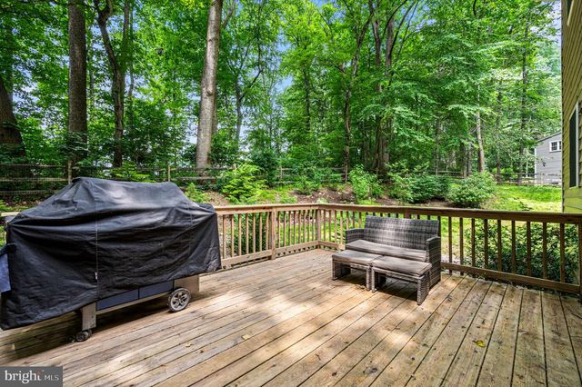 206 FOX RUN LN, Lincoln University, PA 19352