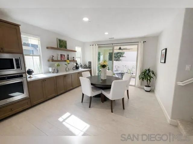 751 Merit Dr, San Marcos, CA 92078