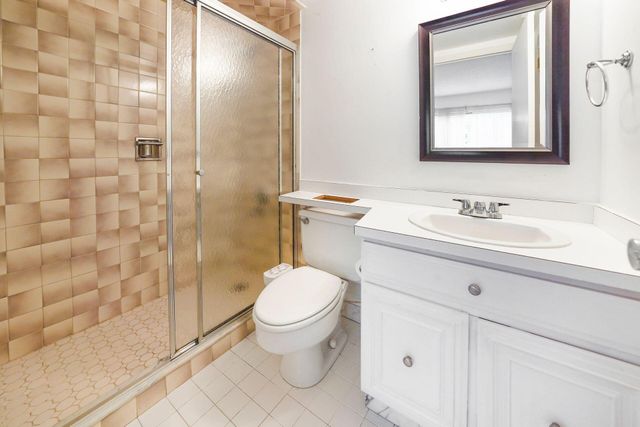 3050 Presidential Way 205, West Palm Beach, FL 33401