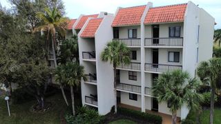 3050 Presidential Way 205, West Palm Beach, FL 33401