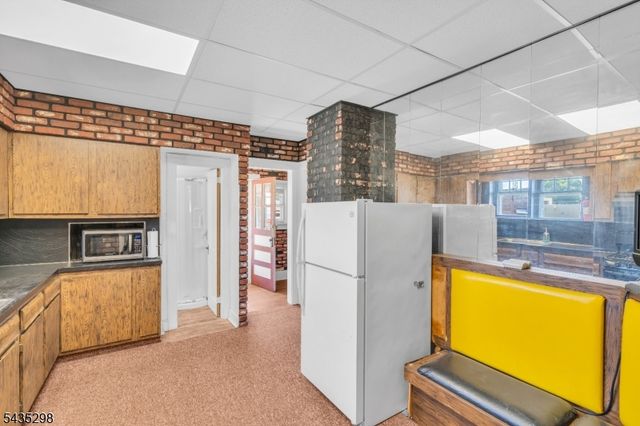 483 Jaques Ave, Rahway City, NJ 07065