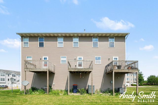 364 Harbortown Court, Holland, MI 49423