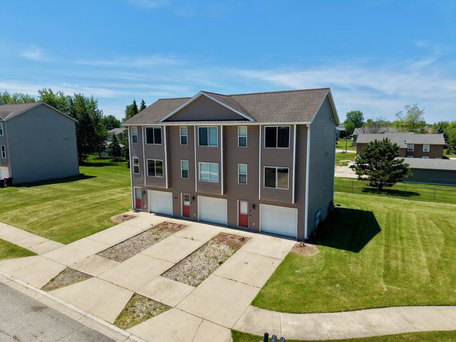 364 Harbortown Court, Holland, MI 49423