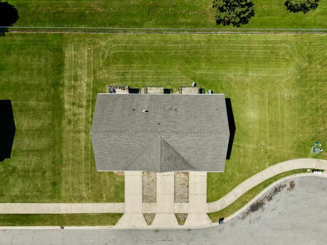 364 Harbortown Court, Holland, MI 49423