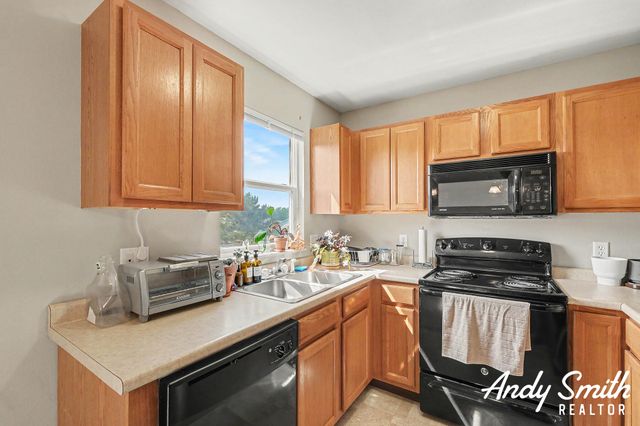 364 Harbortown Court, Holland, MI 49423