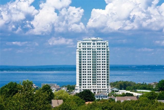 1 Tower Drive 1806, Portsmouth, RI 02871