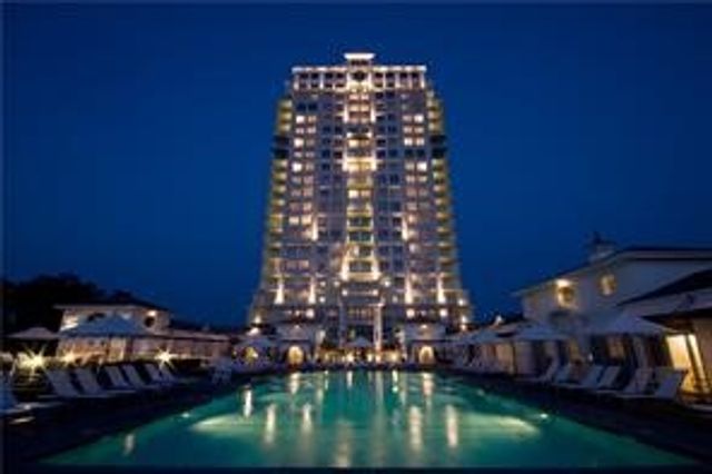 1 Tower Drive 1806, Portsmouth, RI 02871