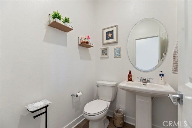 364 CASTAIC Way, Rialto, CA 92377