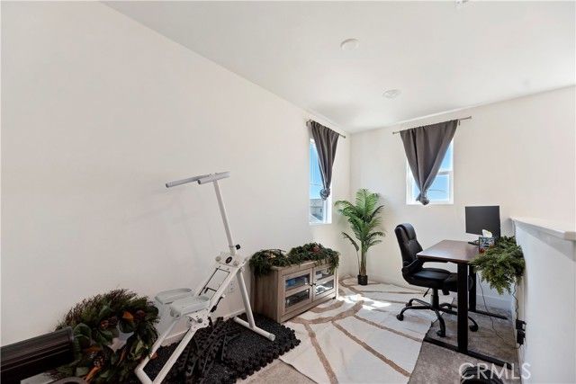 364 CASTAIC Way, Rialto, CA 92377